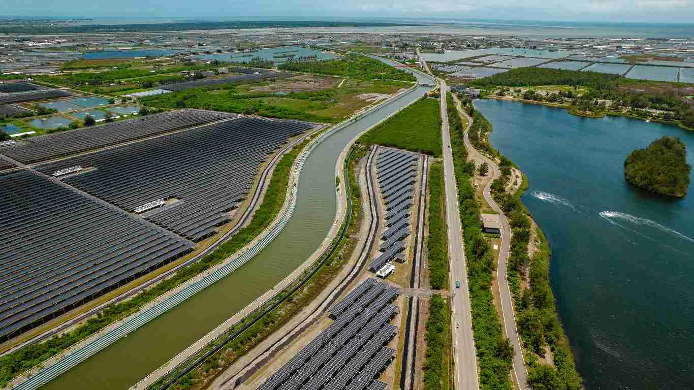 糖果派对能源事业提供智慧能源管理、、、、太阳能监控管理、、全方位电厂建置及运维解决方案，，，并拥有管理超过6000案场的经验